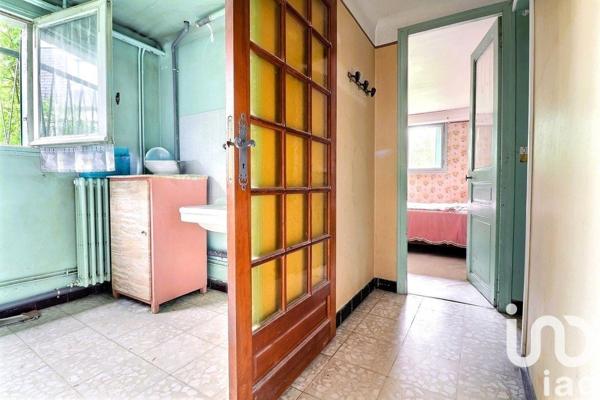 Maison traditionnelle 10 pièces de 396 m² à Torcy (77200)