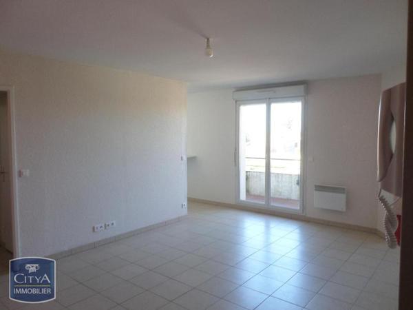 Appartement à louer 2 pièces 53.6m²