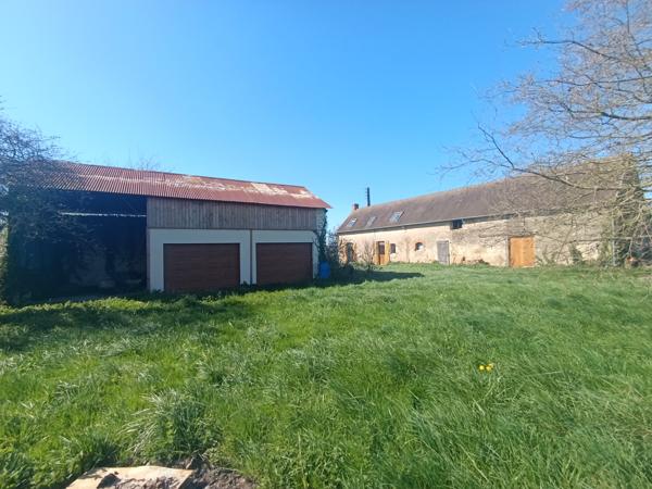 Fermette avec dépendances