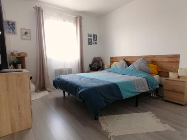 A 15 MINUTES DE POITIERS