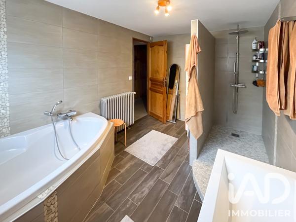 Appartement à vendre 8 pièces 137,27 m² Voiron