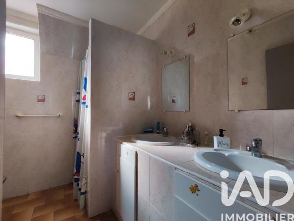 Maison à vendre 9 pièces 215 m² Roujan