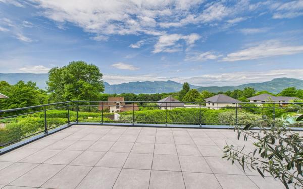 Maison à vendre    5 pièces •  Pugny-Chatenod