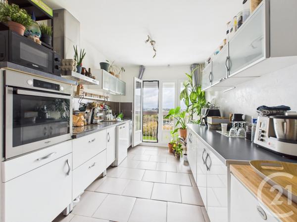 Appartement F3 à vendre  3 pièces - 63,99 m2 LA VALETTE DU VAR - 83