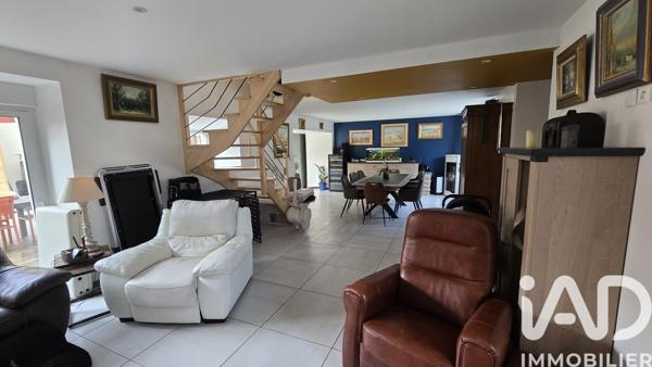 Maison à vendre 9 pièces 160 m² Cavan