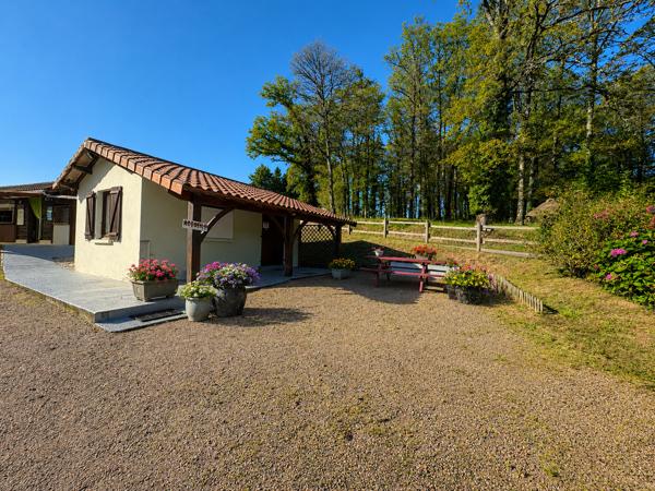 Commerce à vendre à BRANTOME (24310) - Dordogne