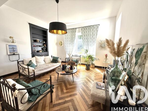 Maison à vendre 10 pièces 317,3 m² Laval