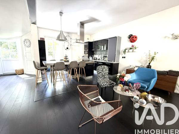 Maison à vendre 10 pièces 317,3 m² Laval