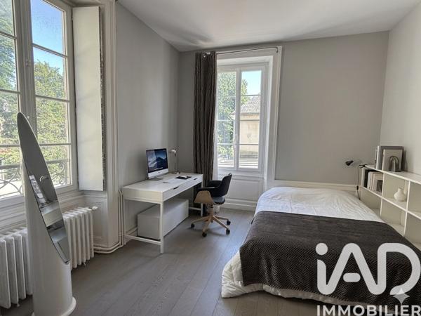 Maison à vendre 10 pièces 317,3 m² Laval