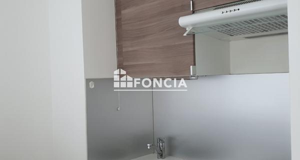 Location Studio 27.9 m² - Châtillon 92320