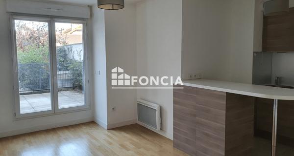 Location Studio 27.9 m² - Châtillon 92320