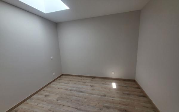 Appartement à vendre    3 pièces • 57 m2 Mont-de-Marsan