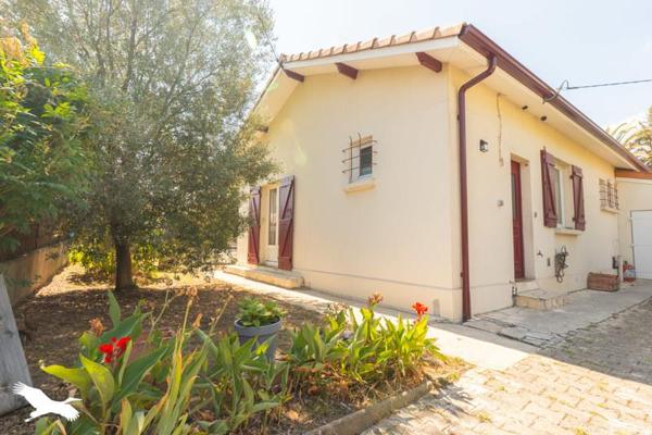 Maison 325 000 € Cenon 3 p 76 m² DPE D