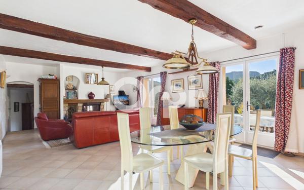Maison à vendre    5 pièces • 148 m2 Les Adrets-de-l'Estérel