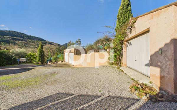Maison à vendre    5 pièces • 148 m2 Les Adrets-de-l'Estérel