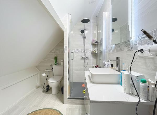 Maison Limetz Villez 6 pièce(s) 130 m2 - 4 chambres - Jardin - dépendance