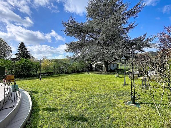 Maison Limetz Villez 6 pièce(s) 130 m2 - 4 chambres - Jardin - dépendance