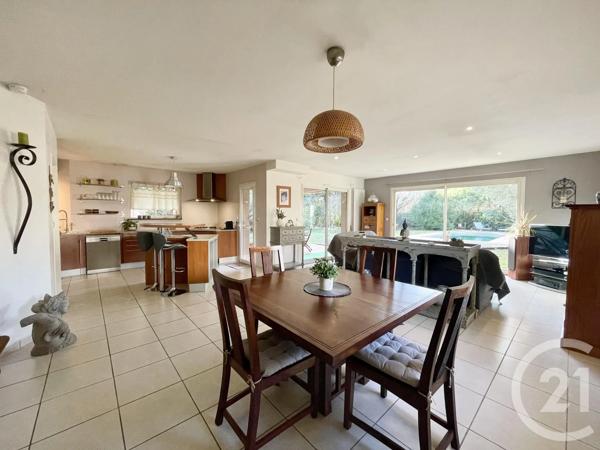 Maison à vendre  5 pièces - 129,40 m 2   COLOMIERS  - 31