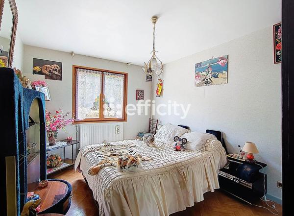 Maison 6 pièces - 195 m² Exclusivité efficity