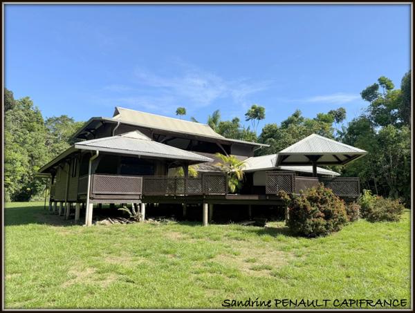 A VENDRE A MONTSINERY TONNEGRANDE UNE MAGNIFIQUE PROPRIETE T6 DE 268 m² - TERRAIN 1 HECTARE - AU PRIX DE 392 000 €.