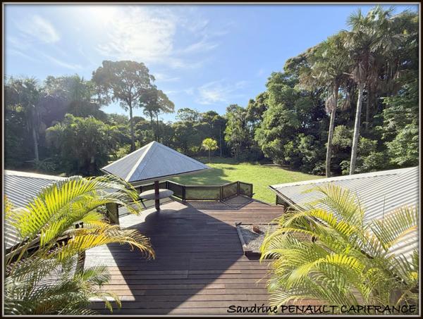 A VENDRE A MONTSINERY TONNEGRANDE UNE MAGNIFIQUE PROPRIETE T6 DE 268 m² - TERRAIN 1 HECTARE - AU PRIX DE 392 000 €.