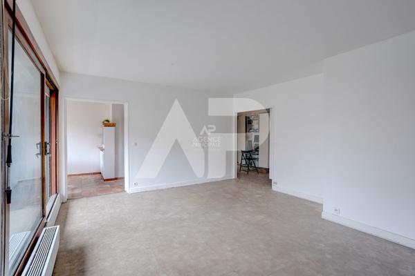 SEVRES RIVE GAUCHE - APPARTEMENT FAMILIAL €495 000 ** - Référence 596-S