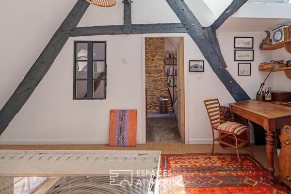 Lieu de vie atypique avec terrasse