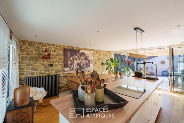 Lieu de vie atypique avec terrasse