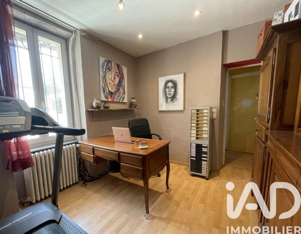 Maison à vendre 6 pièces 126 m² Sanilhac-Sagriès