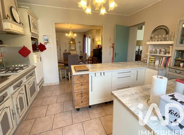 Maison à vendre 6 pièces 126 m² Sanilhac-Sagriès