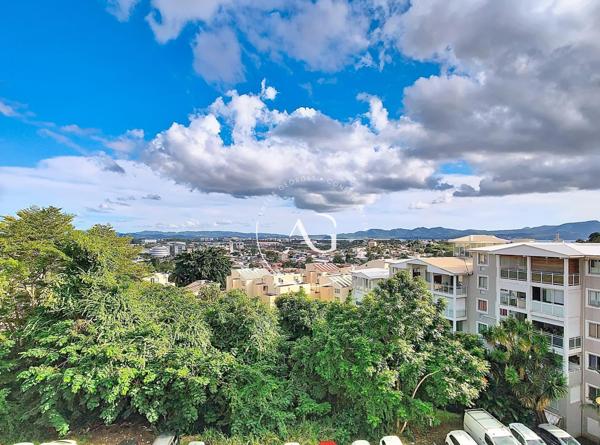 Appartement T4 - Vue Ville et Mer - Fort-de-France