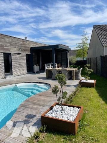 Plain-pied 4 chambres – piscine chauffée – prestations haut de gamme