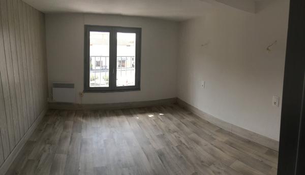 APPARTEMENT AVEC TERRASSE A CARCASSONNE