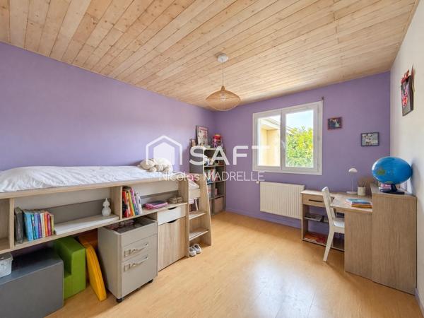 Gradignan – Plain-pied familial aux beaux volumes