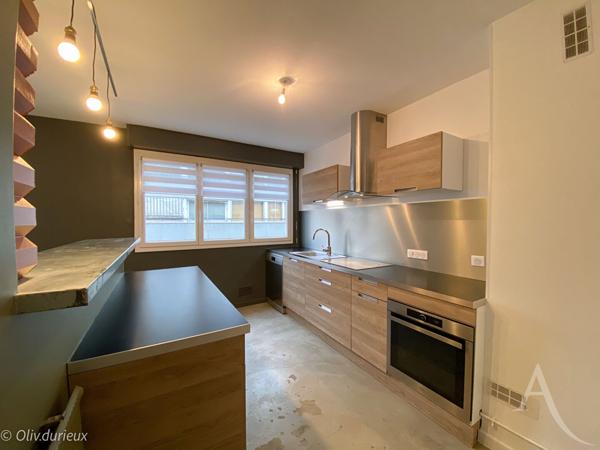 Appartement 3 chambres parking privatif centre-ville de Bourges !