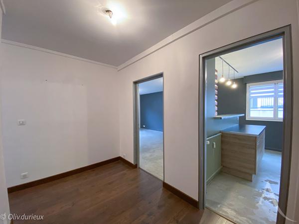 Appartement 3 chambres parking privatif centre-ville de Bourges !