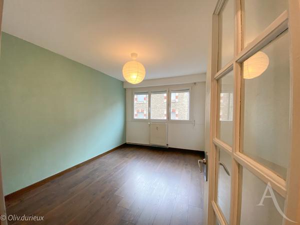 Appartement 3 chambres parking privatif centre-ville de Bourges !
