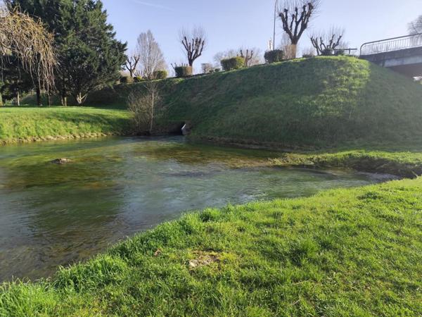 Maison de ville centre Ruffec
