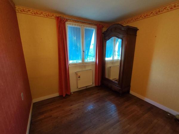 Maison de ville centre Ruffec