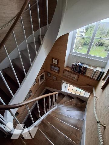 A VENDRE LA FLECHE Maison de ville avec un garage, 234m².