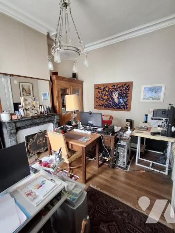 A VENDRE LA FLECHE Maison de ville avec un garage, 234m².