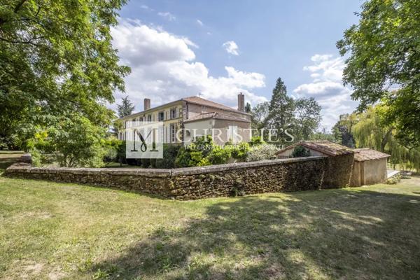 Deux-sévres – Magnifique château à vendre