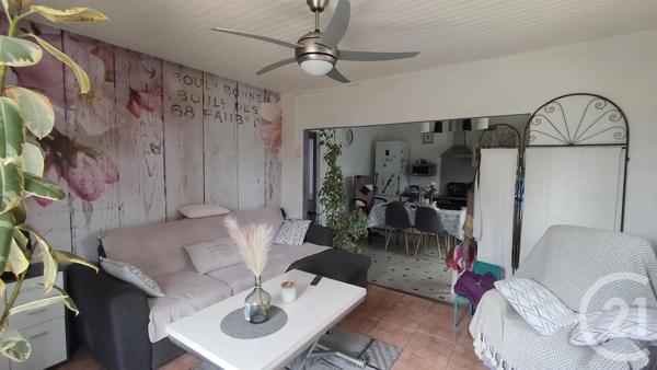 Maison à vendre  4 pièces - 56 m 2   SAINTES  - 17
