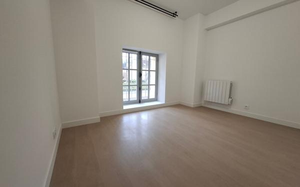 Appartement à louer    4 pièces • 93,96 m2 Compiègne