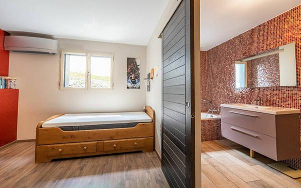 Propriété d'exception aux portes d'Aix-les-Bains - calme - piscine