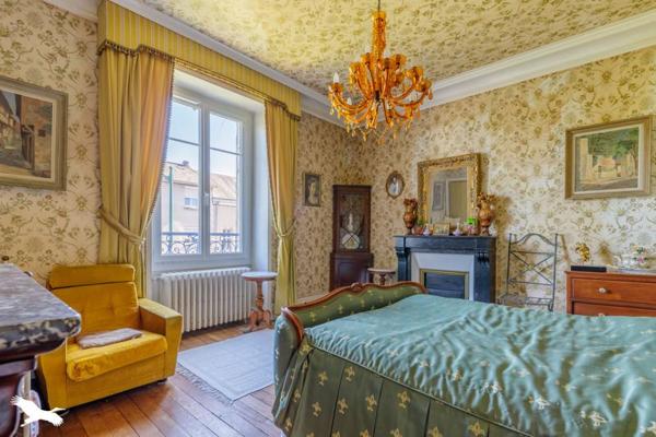 Maison à vendre |  Bessines-sur-Gartempe |  17 pièces | 310 m²