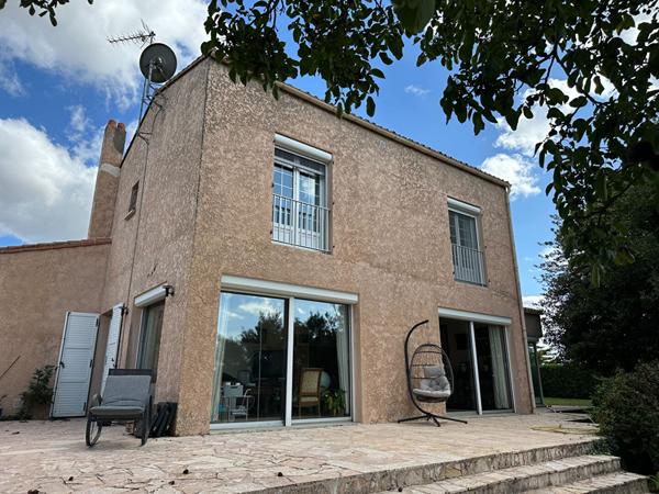 Estuaire de la Charente - Proche Rochefort - Maison 7 pièce(s) 174.85 m2