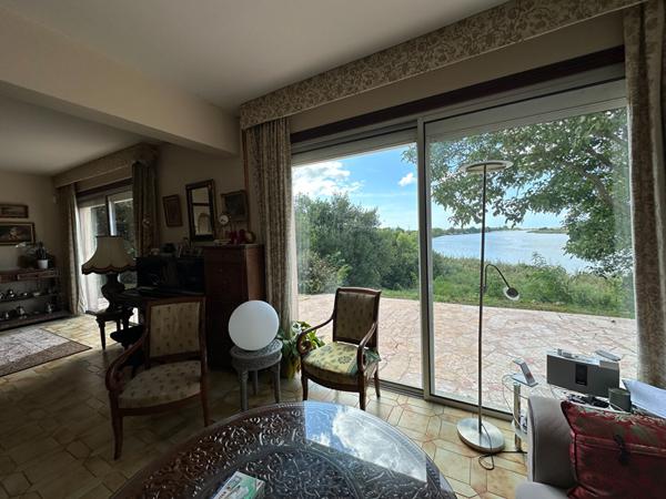 Estuaire de la Charente - Proche Rochefort - Maison 7 pièce(s) 174.85 m2