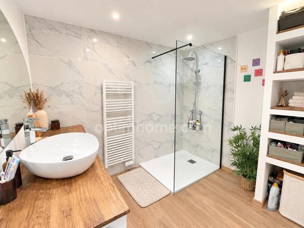 Maison T3 rénovée de 109m² avec studio indépendant, extérieur et potentiel locatif – PINET (34)