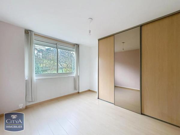 Appartement à louer 3 pièces 69m²